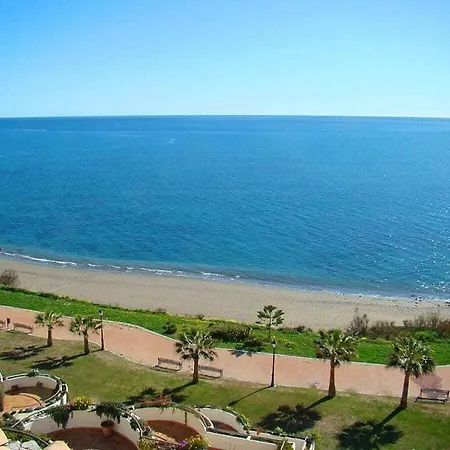 Penthouse Bermuda 4 * Estepona